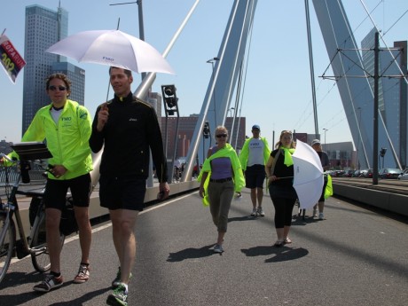 roparun 2012 (47) Crossing the famous bridge